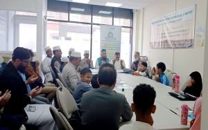 ব্রিটেনে কার্ডিফে দারুস সুন্নাহ উইকেন্ড মাদ্রাসার উদ্বোধনী ক্লাস অনুষ্ঠিত
