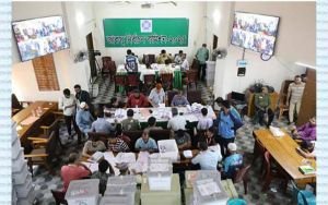 জাকসু নির্বাচন: তিন দিনেও শেষ হয়নি ভোট গণনা, কখন শেষ হবে তা জানেনা না নির্বাচন কমিশন