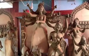 বিয়ানীবাজারের ৫২ পূজামণ্ডপে চলছে শেষ মুহূর্তের প্রস্তুতি