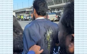 নিউইয়র্কেে এনসিপি’র সদস্যসচিব আখতার হোসেনের ওপর ডিম নিক্ষেপ