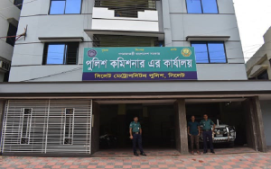 এসএমপি’র প্রতি থানায় দৈনিক ২ জন আ’লীগ সদস্য গ্রেফতার করার বাধ্যবাধকতার আদেশ জারি