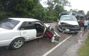 শ্রীমঙ্গলে সড়ক দুর্ঘ*টনায় নিহ*ত ১, গুরু*তর আহ*ত ২ জন