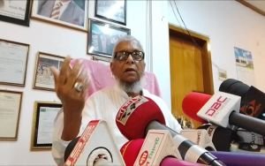 এবার হার্ডলাইনে আরিফ