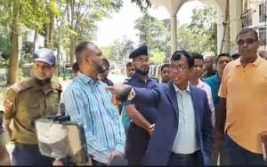 সিলেট রেলওয়ে স্টেশনে ডিসির ‘নিষ্ফল অভিযান\\\\&amp;#039;  টিকিট কালোবাজারি রয়ে গেল অদৃশ্যেই