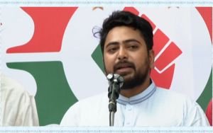জাতীয় ঐকমত্যের নামে জনগণের সঙ্গে প্রতারণা করা হচ্ছে: নাহিদ ইসলাম
