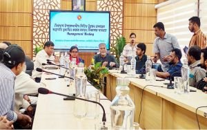 বিশ্বনাথে এলজিইডি’র ঠিকাদারদের সাথে জেলা নির্বাহী প্রকৌশলীর সভা