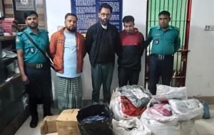 সিলেটে মালামাল সহ ডাকাত দল আটক: এর মাঝে রয়েছে বিএনপি নেতাও!