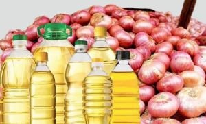 সিলেটে পেঁয়াজের দাম কমছে, বাড়ছে তেলের