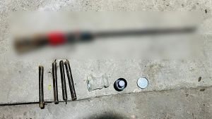 সিলেটে ক্লিনিকের পাশে মিললো অ স্ত্র, বি স্ফো র ক