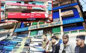 সিলেটের ২টি মার্কেট যেনো চো*রা*ই ফোনের ‘হাট’ : যেভাবে যায় বিদেশে