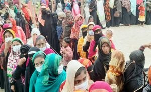 সিলেটের অর্ধেক ভোট নারীদের হাতে : প্রার্থীরা কে কী প্রতিশ্রুতি দিচ্ছেন?