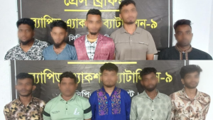 সিলেটে প্রধানমন্ত্রীর জনসভাস্থলে দলবেঁধে অবস্থান: অ/স্ত্রসহ ১০ জন ধরা