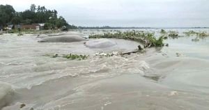 সিলেটের মানুষদের সতর্ক থাকার পরামর্শ: বন্যার আশ/ঙ্কা