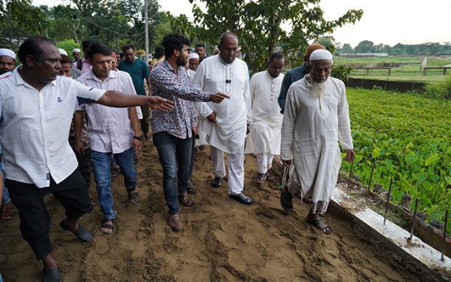 কুমারগাঁও বাসস্ট্যান্ডের পুকুর পরিষ্কারের ঘোষণা সিসিক প্রশাসকের