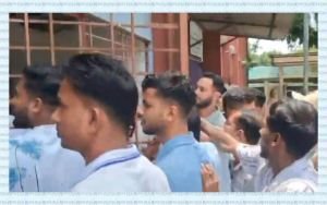 বানিয়াচংয়ে ফ্যামিলি কার্ডের তথ্য সংগ্রহকারী নিয়োগ নিয়ে বিক্ষোভ