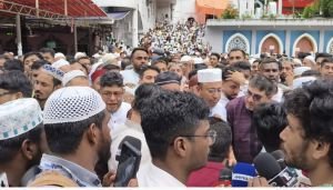 সিলেটে পররাষ্ট্র প্রতিমন্ত্রীর মাজার জিয়ারত কর্মসূচিতে সাংবাদিকদের হেনস্তা করল বিএনপির নেতাকর্মীরা