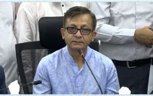 প্রধানমন্ত্রীর কার্যালয়ের দায়িত্বে বাণিজ্যমন্ত্রী