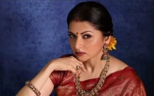 জীবনসঙ্গী বাছাইয়ের আগে নিজেকে ৩ প্রশ্ন করার পরামর্শ ভাগ্যশ্রীর