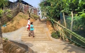 মৌলভীবাজারে আকস্মিক বন্যা ও ভূমিধসে ক্ষতিগ্রস্তদের মাঝে জরুরি সহায়তা প্রদান