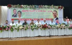 গণতন্ত্রকে বাধাগ্রস্ত করতে মব চালানো হচ্ছে: ডা জাহিদ হোসেন