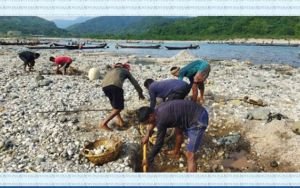 সিলেটে সাদাপাথর লুটেরাদের নাম গোয়েন্দার হতে