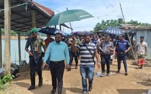 লোভছড়া পাথর কোয়ারি থেকে রোববারের মধ্যে সকল পাথরবাহী নৌযান সরিয়ে নেয়ার নির্দেশ