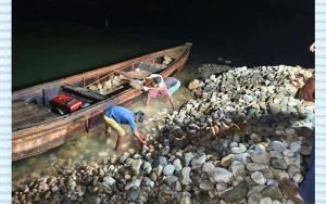 পাথর লুট তদন্তে মন্ত্রিপরিষদ বিভাগের কমিটি