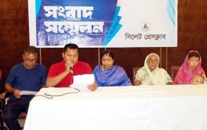 আদালতে রায় পেয়েও ভিটায় ফিরতে পারছেন না সিলেটের মনিপুরী সম্প্রদায়ের একটি পরিবার