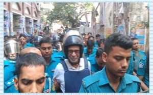 মঞ্চ ৭১ এর অনুষ্ঠান থেকে লতিফ সিদ্দিকীসহ ১৬ জনকে  কারাগারে প্রেরন